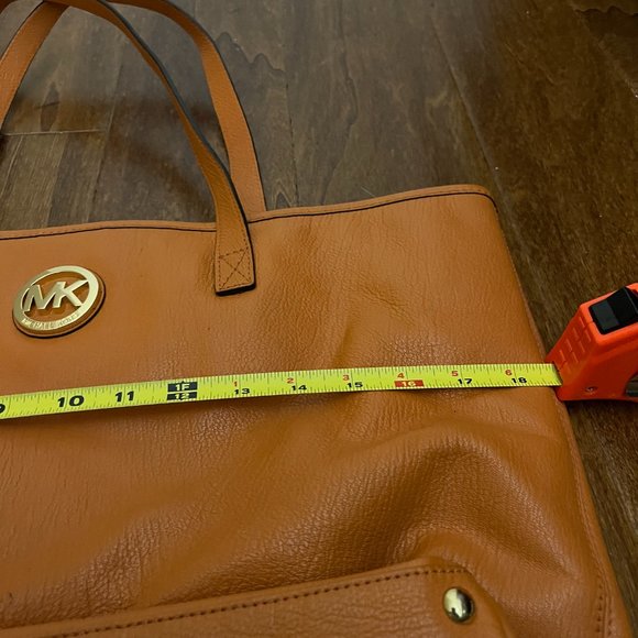 Preloved Michael Kors Tote - Picture 8 of 9